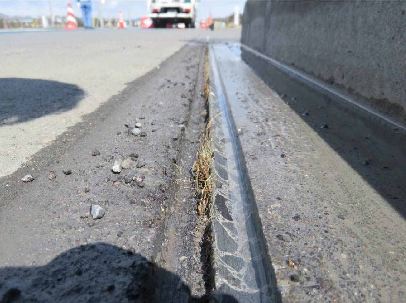 防草カッター工事